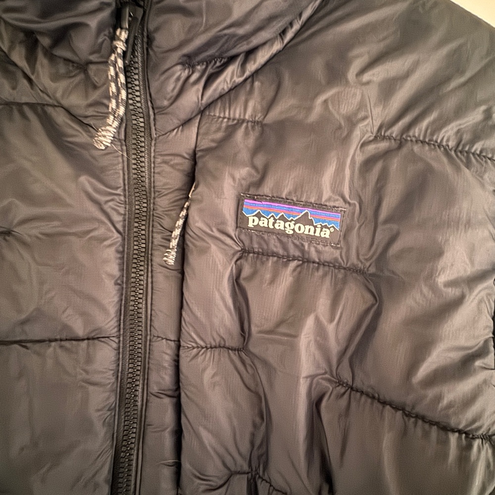 Women's Black Medium Patagonia Hi-Loft Down Hoody Puffer Full Zip Black Jacket! - Picture 4 of 6